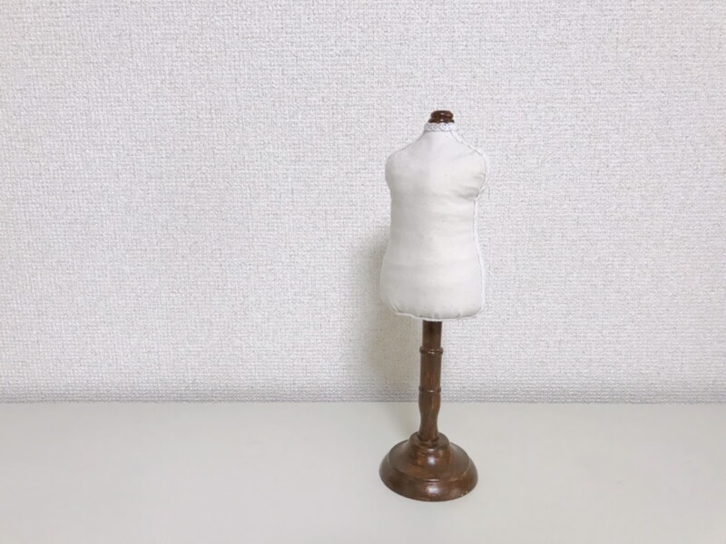 メルちゃんサイズのトルソー
