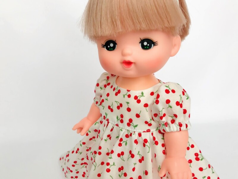 メルちゃん・ソランちゃんサイズ~パフスリーブドレスの作り方と無料型紙