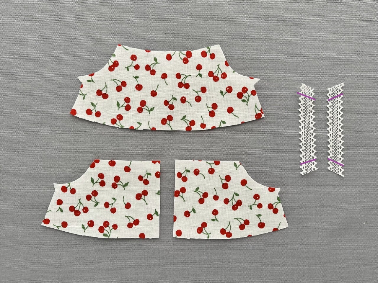 メルちゃん・ソランちゃんサイズの下着(キャミ)の作り方と無料型紙